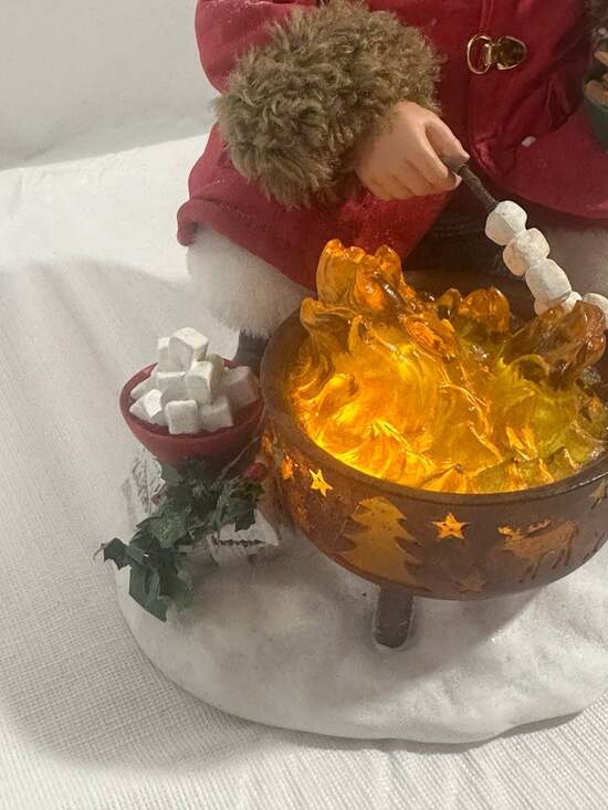 Dept 56 Possible Dreams”It’s S’more Fun. - Picture 5 of 11